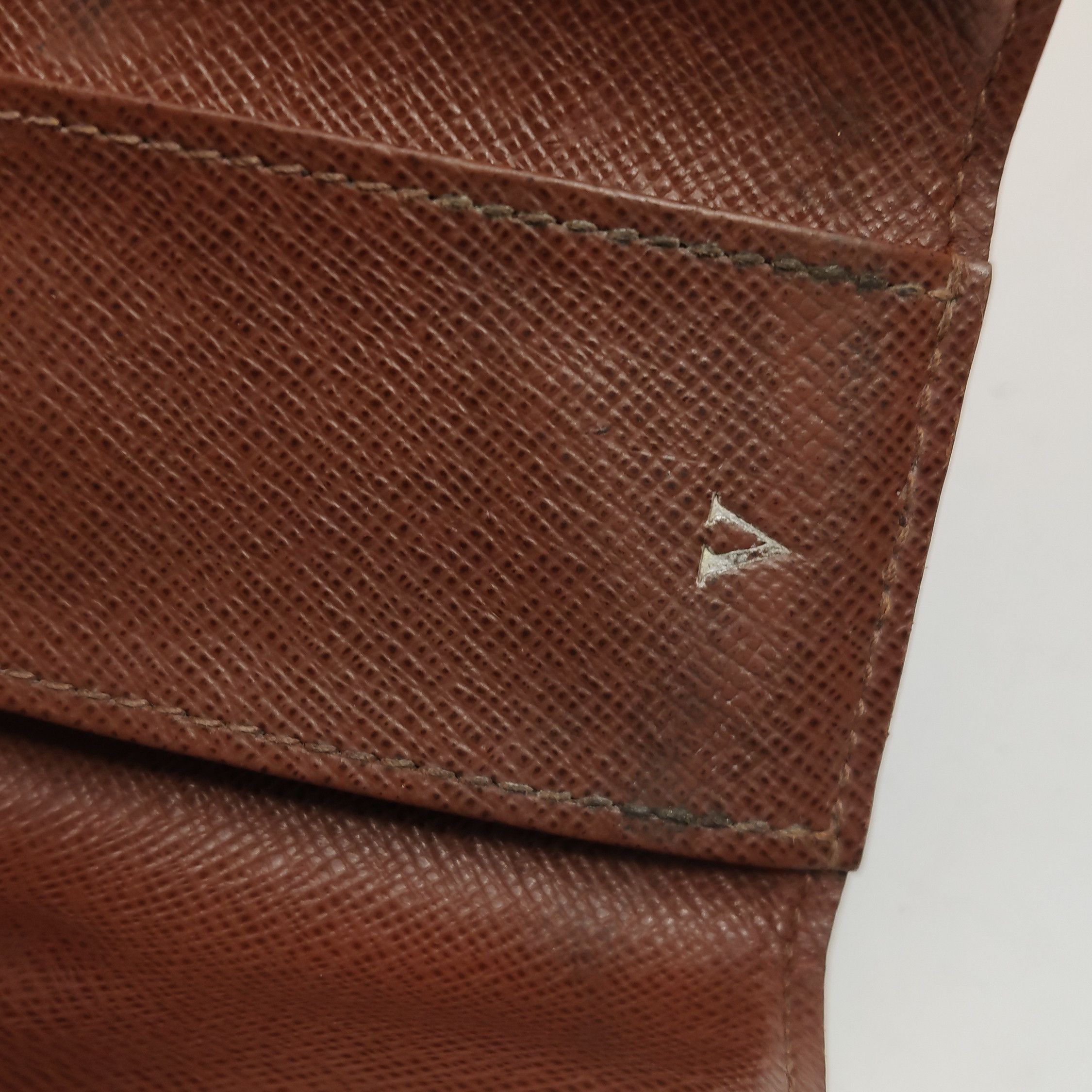 Louis Vuitton Louis Vuitton (LV) Monogram print snap key bag -y2506 Size ONE SIZE - 4 Thumbnail