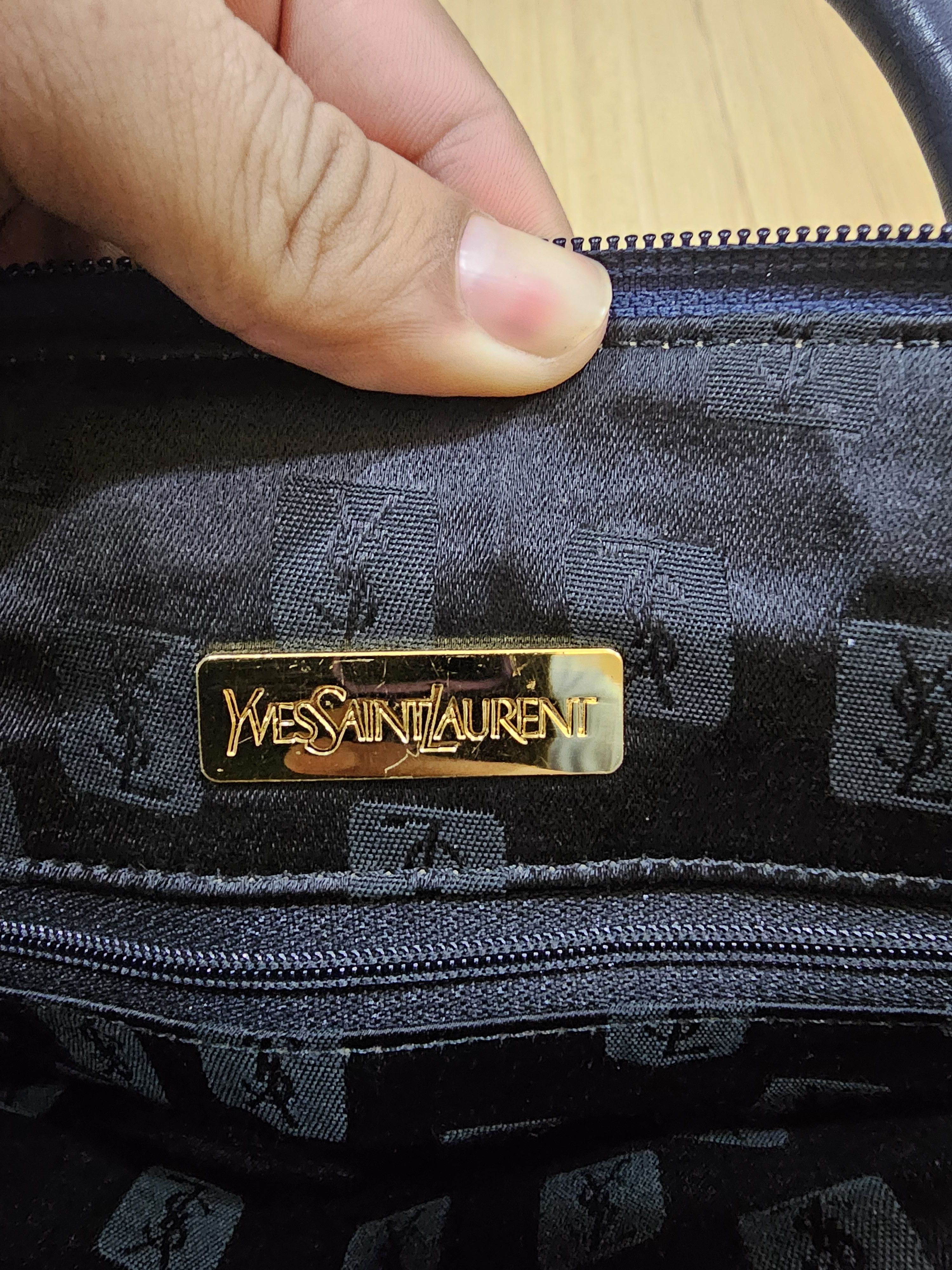 Yves Saint Laurent Yves Saint Laurent YSL Boston Bag Size ONE SIZE - 10 Thumbnail