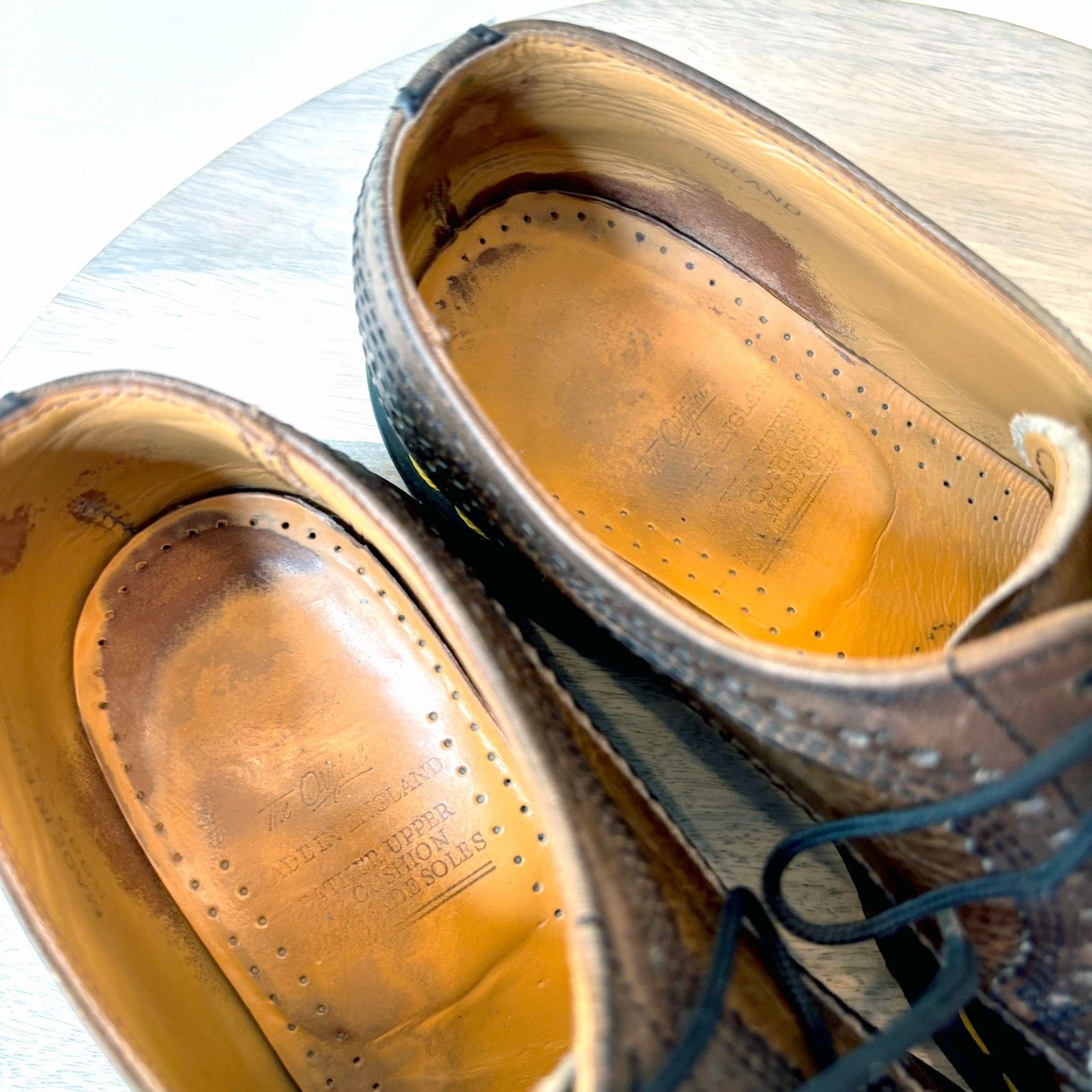 Dr. Martens Dr. Martens Vintage England Brown Brogue Oxford Shoes Size 7 Size US 7 / EU 40 - 8 Thumbnail