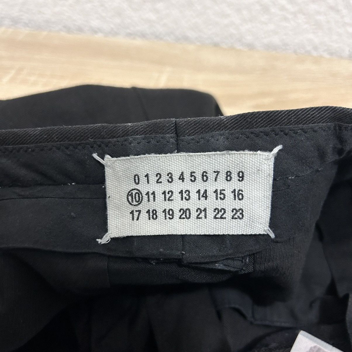 Maison Margiela MAISON MARTÍN MARGIELA CHINO JEANS BLACK ARCHIVE Size US 34 / EU 50 - 8 Thumbnail