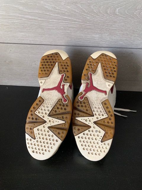 Jordan Brand Retro Jordan 6 Maroon and White Size US 10 / EU 43 - 3 Thumbnail