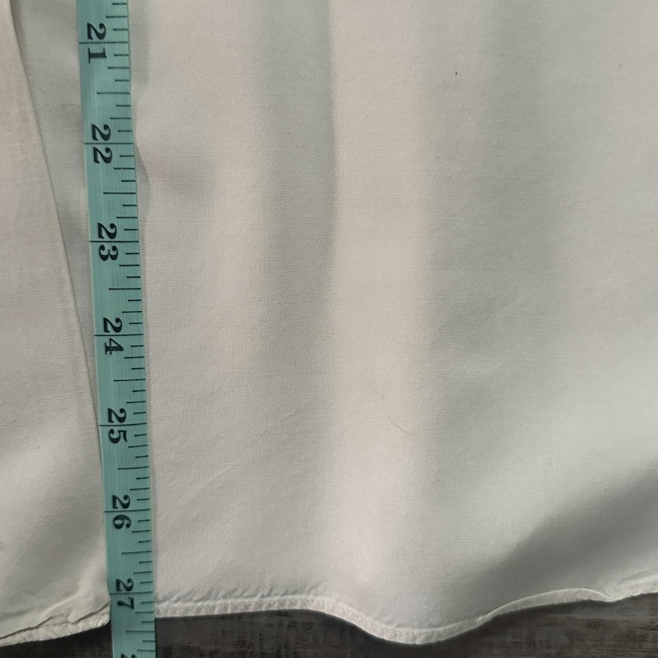 Talbots Vintage Cream Talbot’s 100% Silk Button-Up Shirt Size 10 Size L / US 10 / IT 46 - 3 Thumbnail