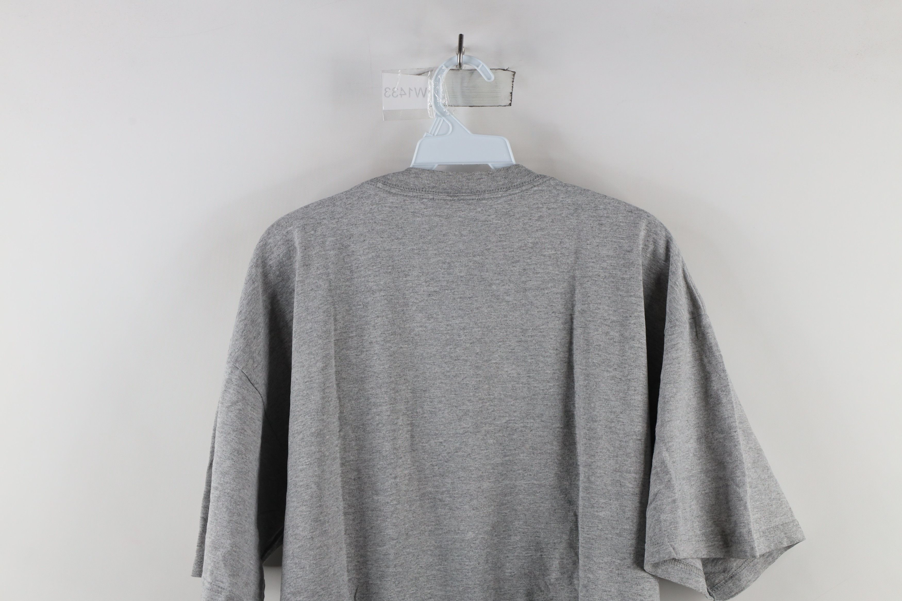 Vintage Vintage 90s University of North Carolina Tar Heels T-Shirt Size US XL / EU 56 / 4 - 8 Thumbnail