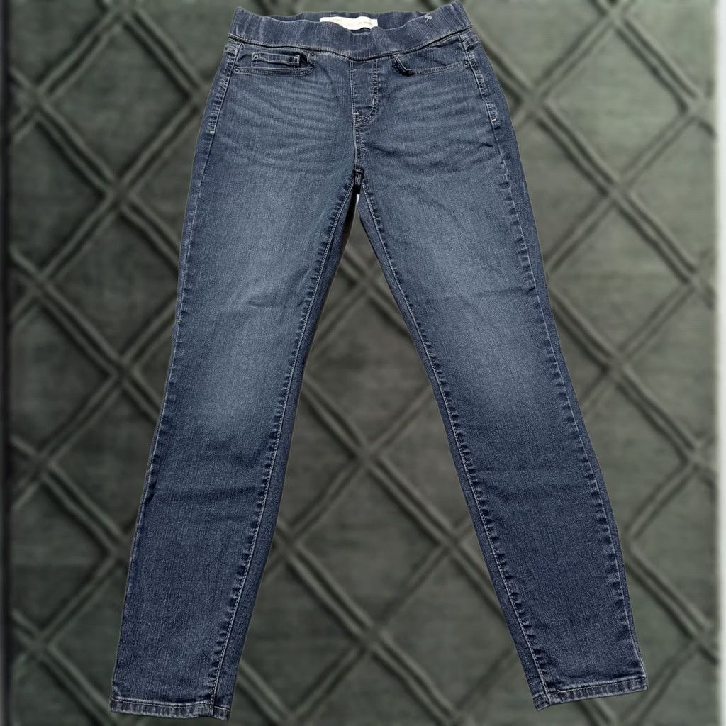 Levi's VINTAGE Signature by Levi Strauss Gold Totally Shaping Pull-On Skinny Jeans Women's - 4S Size 27" / US 4 / IT 40 - 1 Thumbnail
