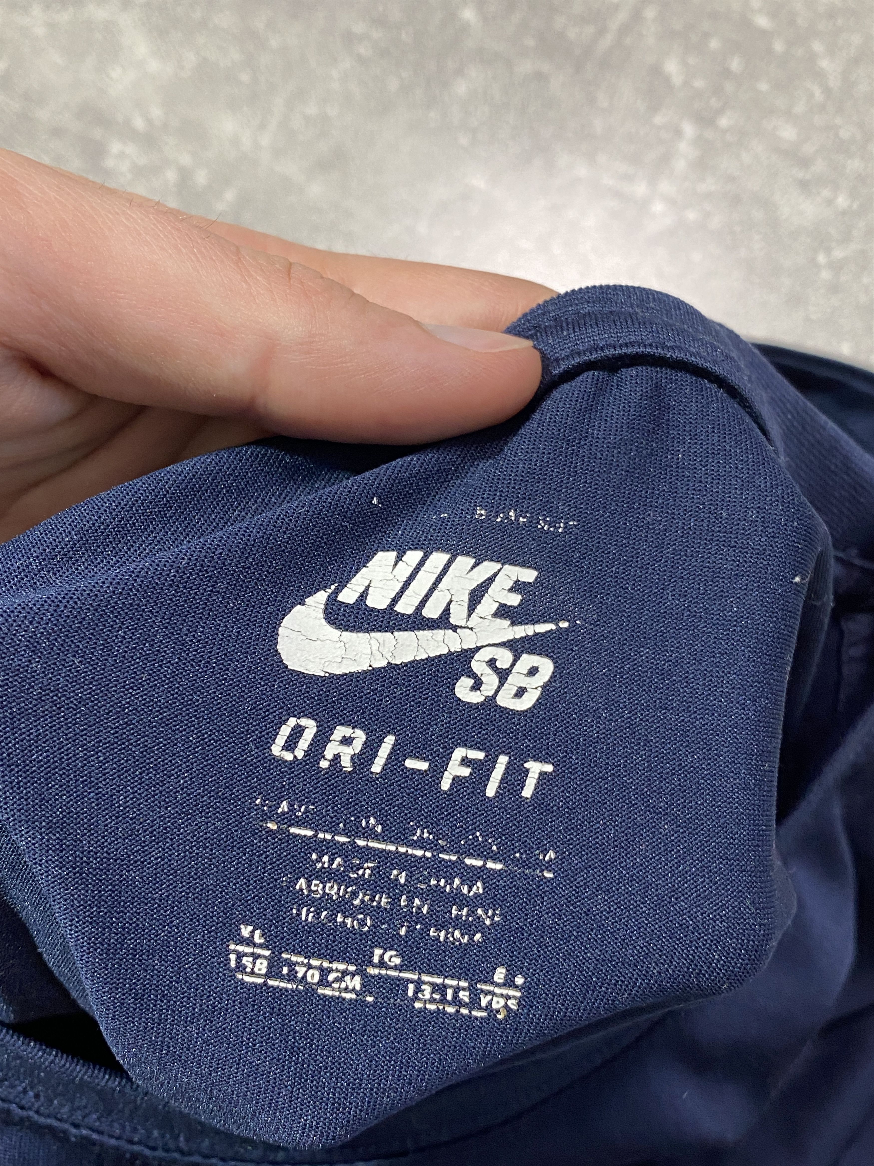 Nike Vintage Y2K Nike SB Skull T-shirt Size US S / EU 44-46 / 1 - 4 Thumbnail