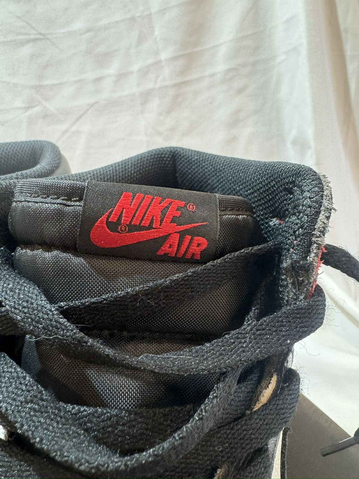 Jordan Brand Jordan 1 High Bred Toe 2018 Size US 10 / EU 43 - 11 Thumbnail
