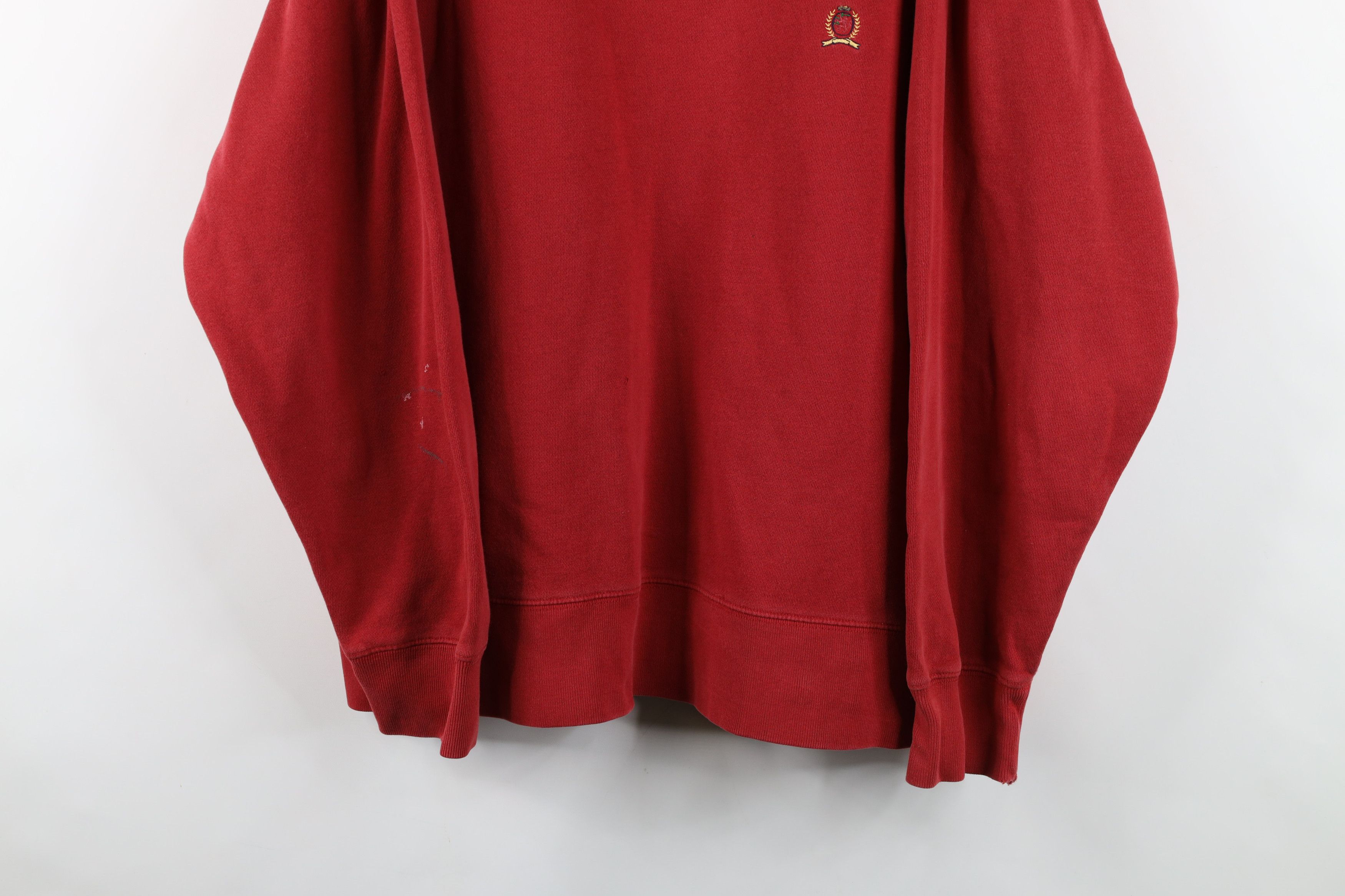 Tommy Hilfiger Vintage 90s Tommy Hilfiger Crest Crewneck Sweatshirt Red Size US L / EU 52-54 / 3 - 3 Thumbnail