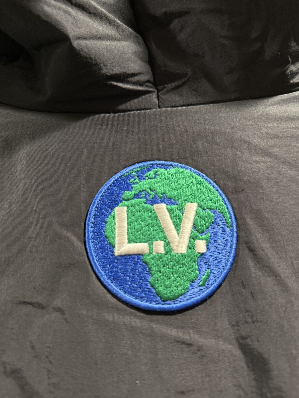 Louis Vuitton Louis Vuitton Chain Earth Hooded Jacket Size US L / EU 52-54 / 3 - 5 Thumbnail
