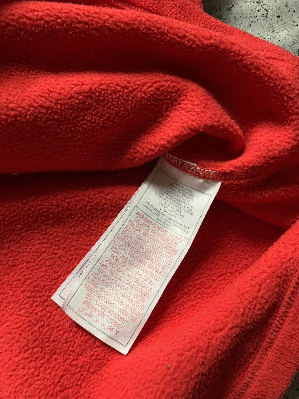 Nike Vintage Nike Acg Fleece Sweatshirt Red USA Y2K Outdoors Life Size US M / EU 48-50 / 2 - 8 Thumbnail