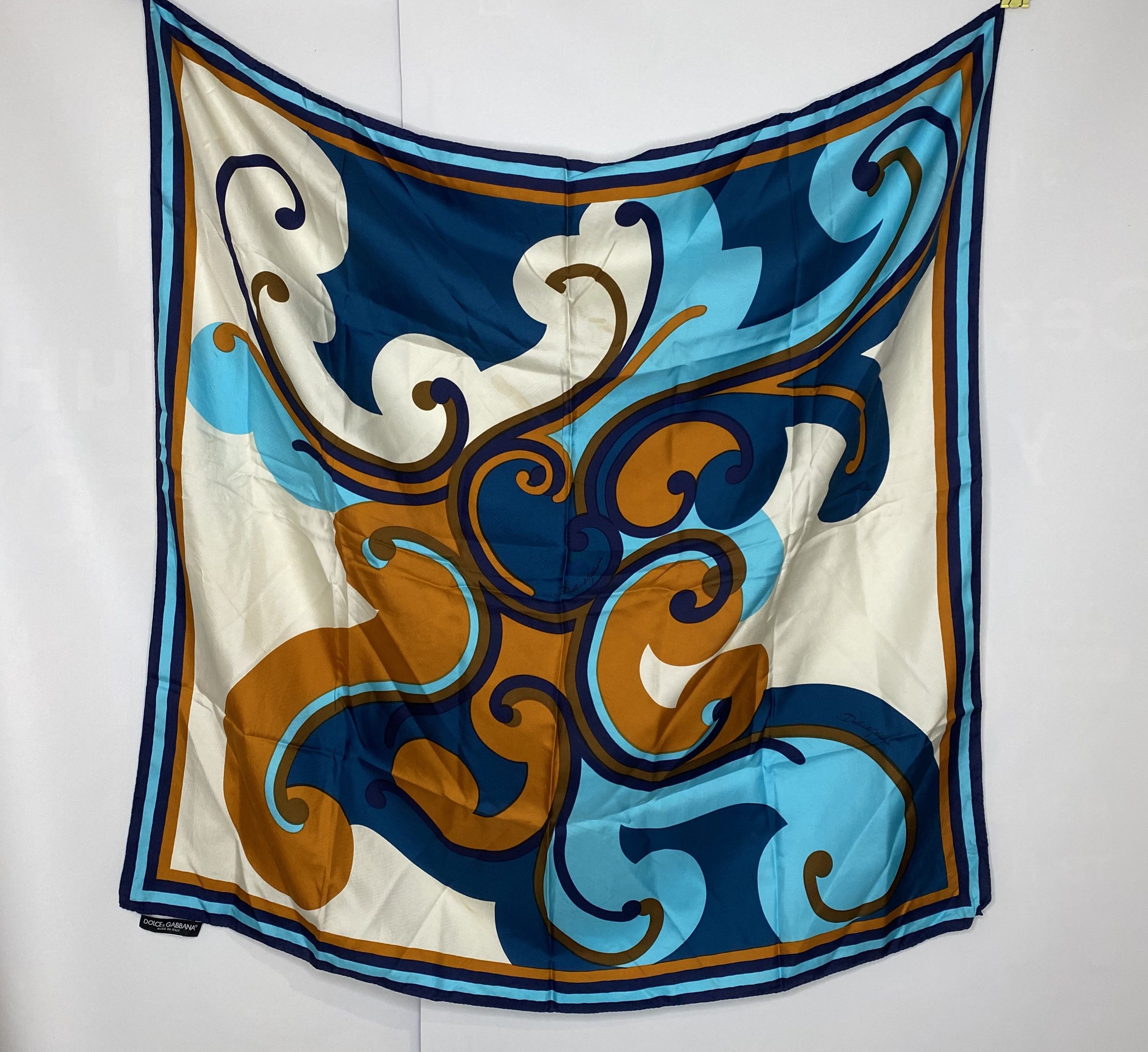 Dolce & Gabbana × Vintage DOLCE & GABBANA SILK SCARF STRIPED PRINT HAND ROLLED Size ONE SIZE - 1 Thumbnail