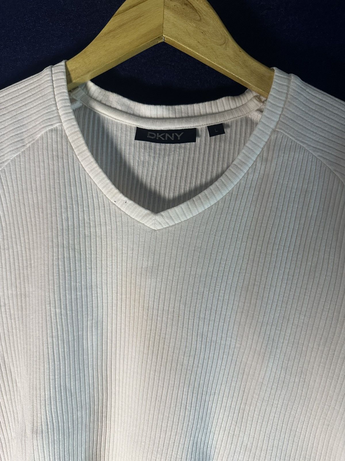 Raf Simons DKNY ribbed V-Neck Tshirt Raf Simons Style Size US L / EU 52-54 / 3 - 3 Thumbnail