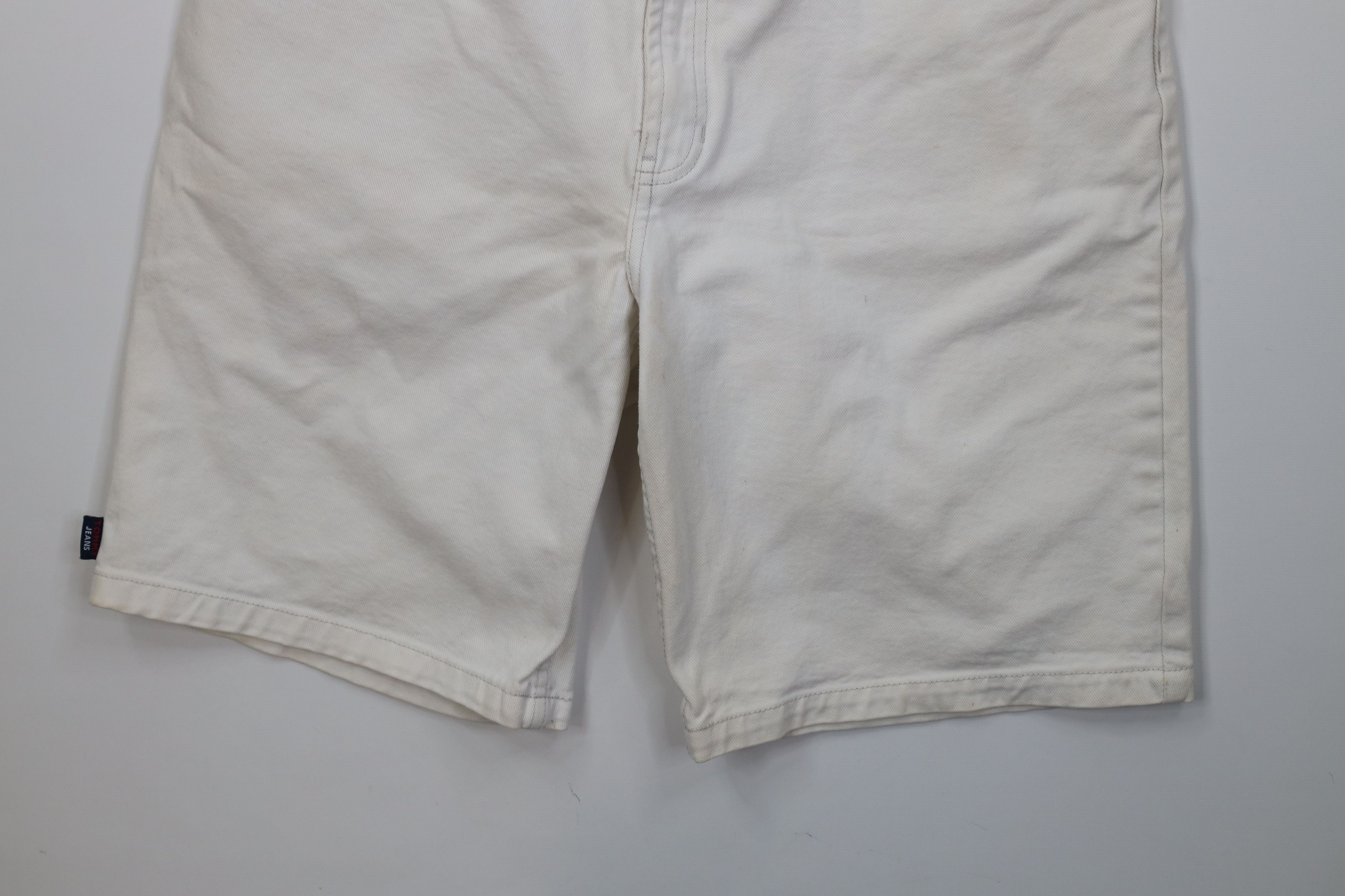 Tommy Hilfiger Vintage 90s Tommy Hilfiger Denim Jean Shorts White Cotton Size US 32 / EU 48 - 4 Thumbnail