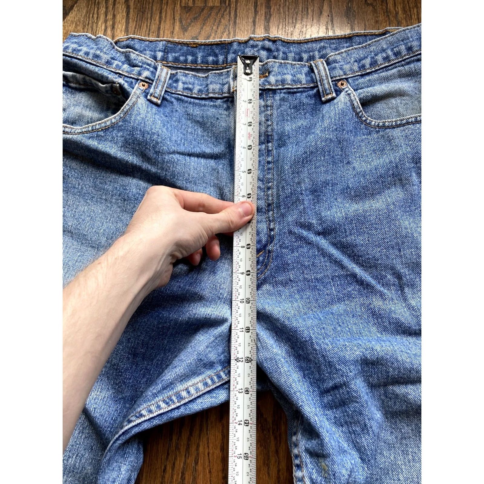 Levi's VINTAGE Levi's 550 Jeans Mens 36x30 (fits 34x29) Blue Denim 90s Modern Canada Size US 36 / EU 52 - 5 Thumbnail