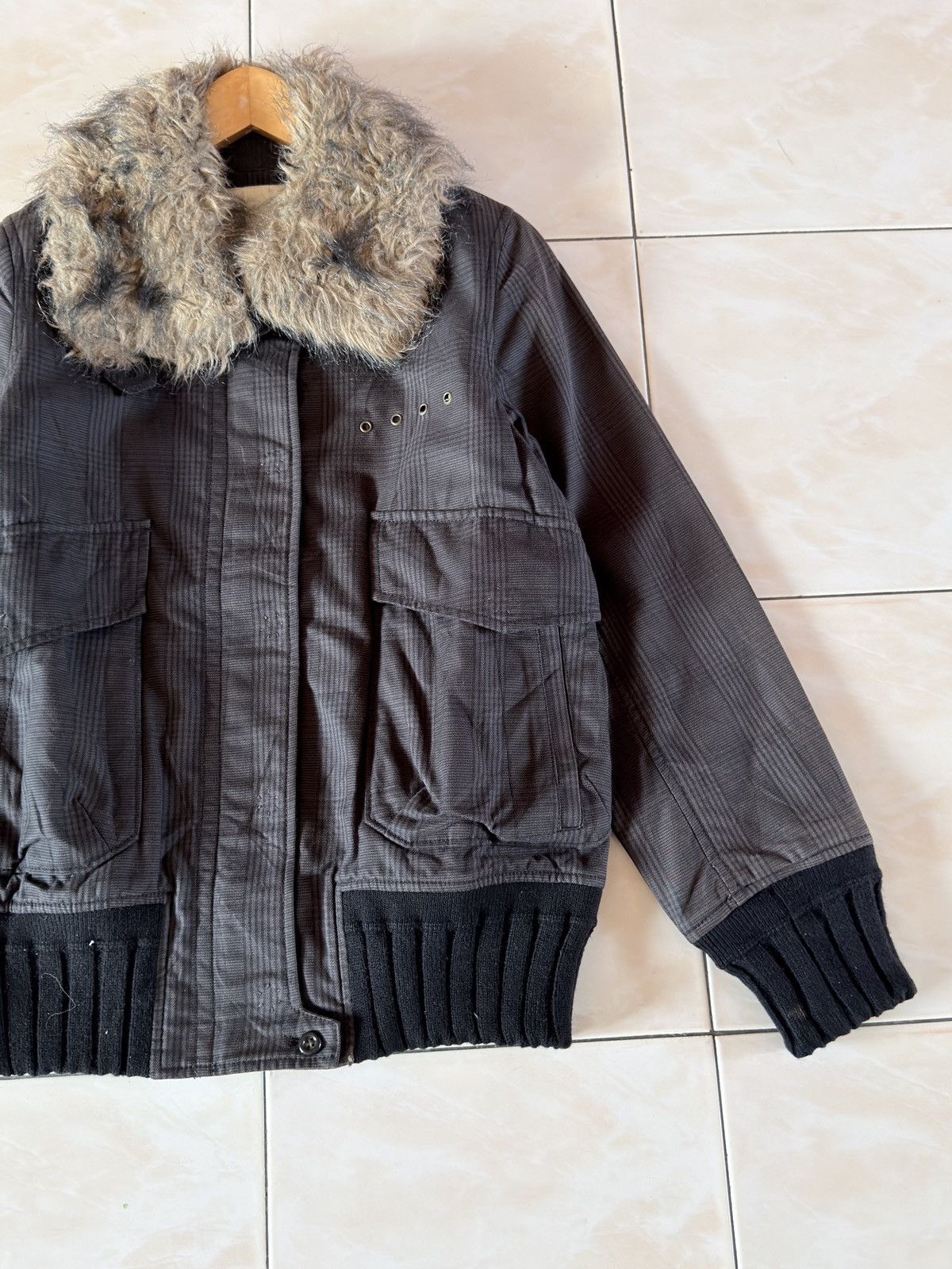 If Six Was Nine Vintage RNA Inc Fur Collar Workwear Jacket Size US S / EU 44-46 / 1 - 4 Thumbnail