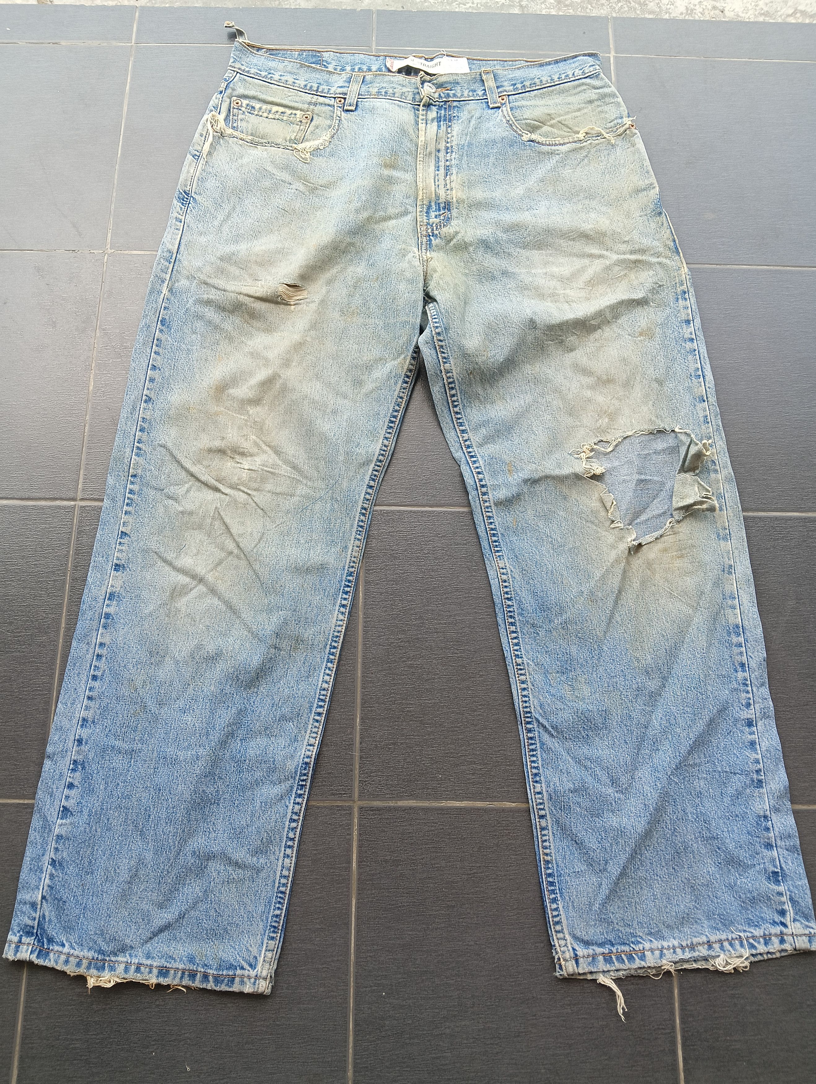 Levi's Vintage Clothing levis distressed jeans size 37 Size US 37 - 2 Thumbnail