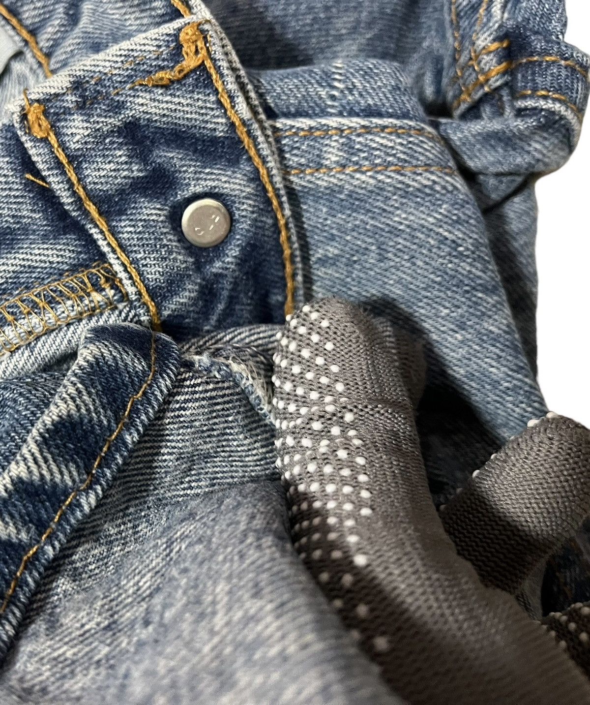 Levi's × Vintage VINTAGE LEVIS 505 JEANS Size US 35 - 7 Thumbnail