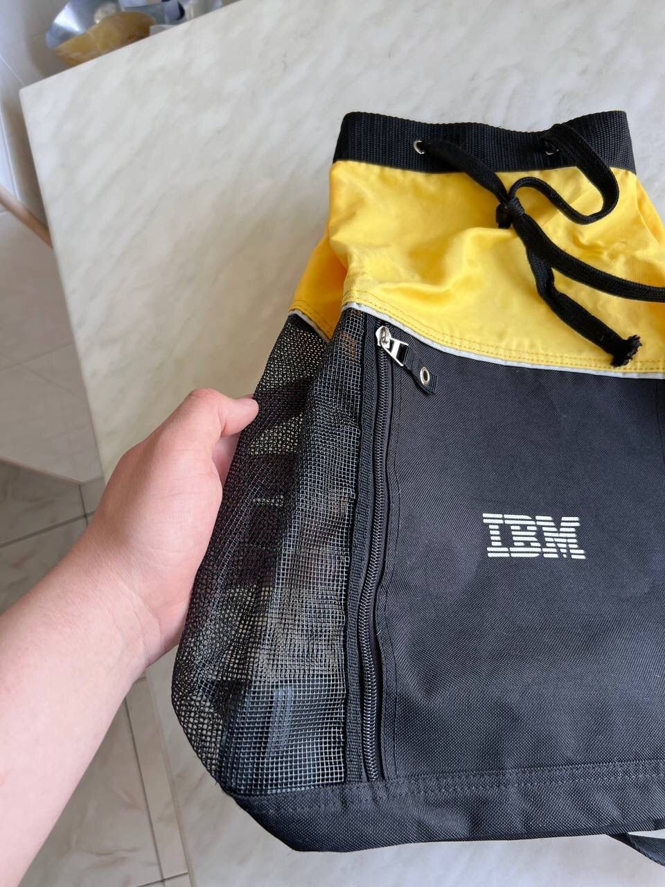 Apple Vintage IBM Computer Company Black Crossbody Mesh Sling Bag Size ONE SIZE - 4 Thumbnail