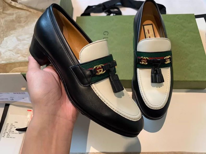 Gucci Gucci Fringed loafers shoes Size US 5 / IT 35 - 1 Thumbnail