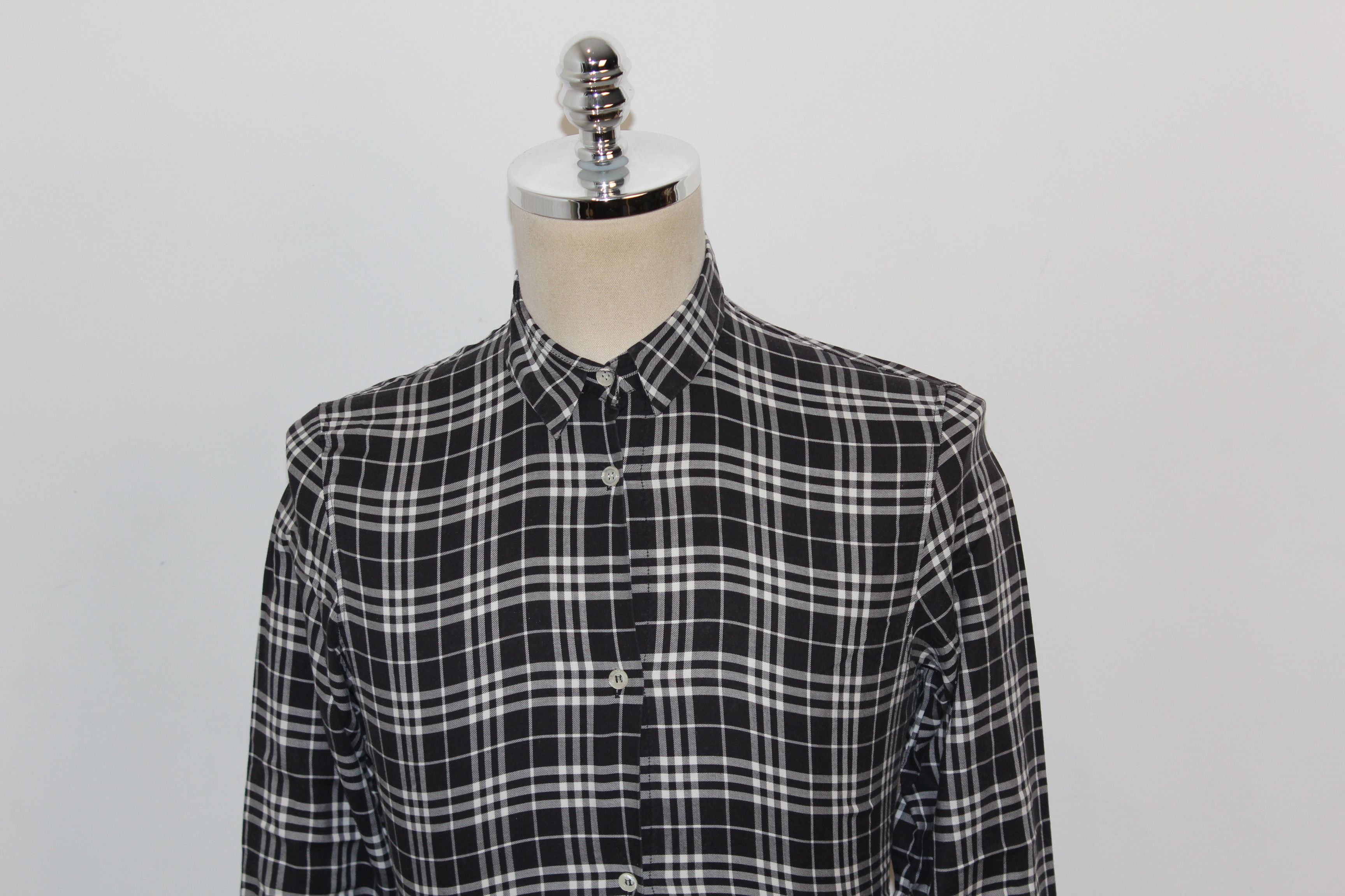 Burberry Women's BURBERRY Long Sleeve Shirt Size M / US 6-8 / IT 42-44 - 5 Thumbnail