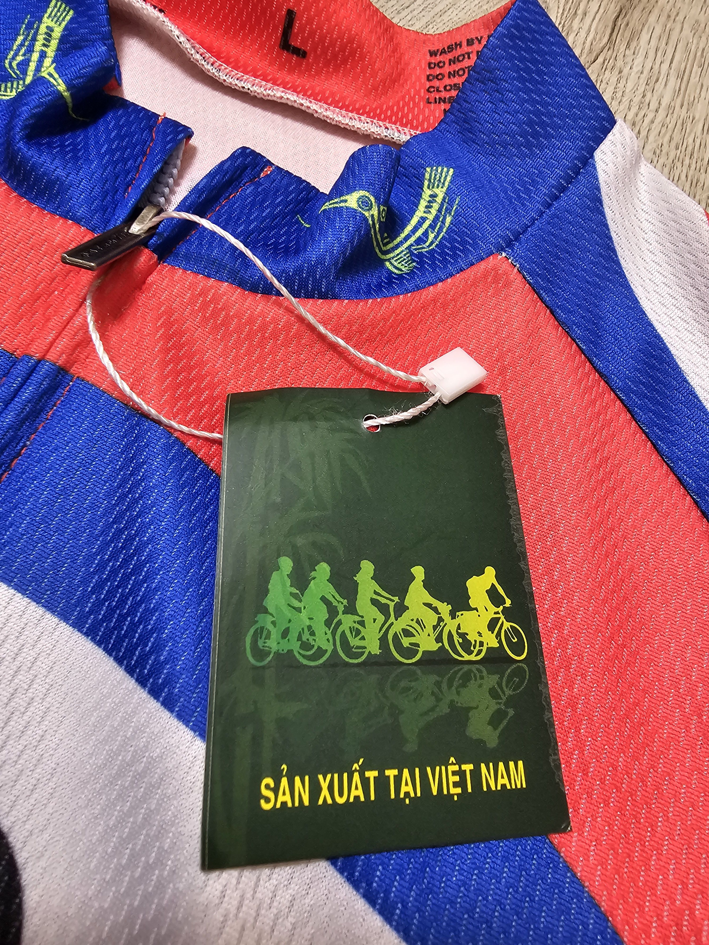 All Sport VIETNAM CYCLING JERSEY VELO YIN YANG CYCLING JERSEY NEW Size US L / EU 52-54 / 3 - 6 Thumbnail