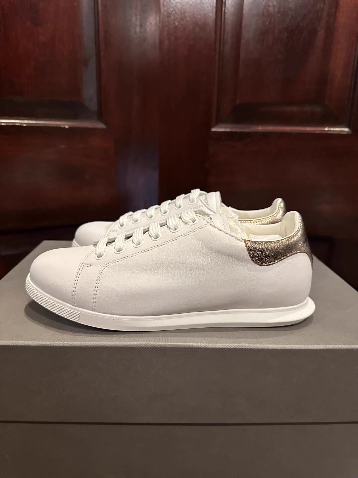 Alexander McQueen Alexander McQueen Mainline Women's White Champagne‑Heel Ｑ25 Size US 7 / IT 37 - 4 Thumbnail