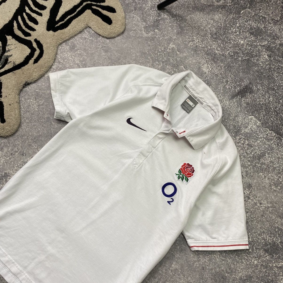 Nike Vintage Nike England Rugby 2013 O2 Streetwear polo Size US S / EU 44-46 / 1 - 2 Thumbnail
