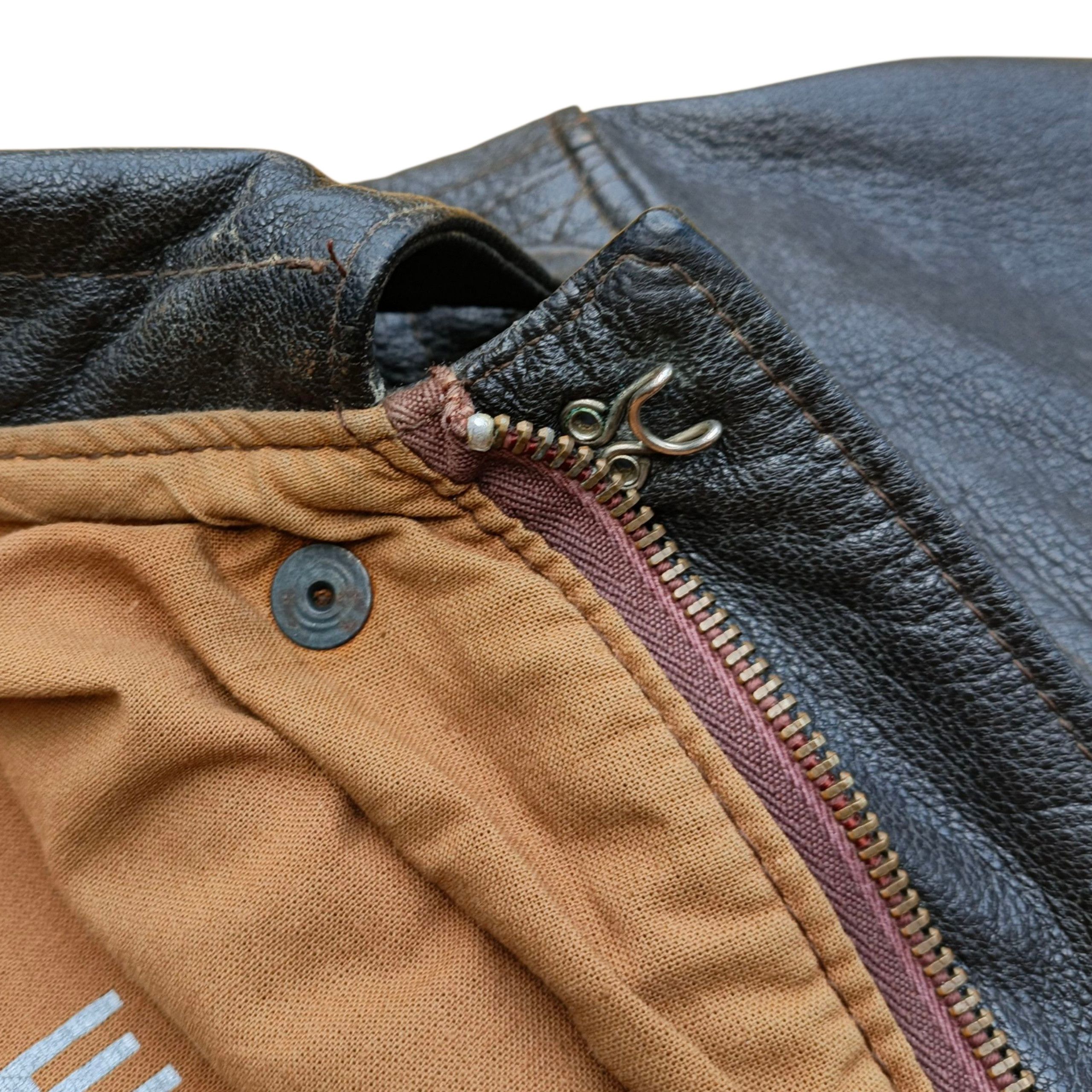 Avirex Avirex A-2 50th Aniversary Us Air Force Brown Leather Jacket Size US L / EU 52-54 / 3 - 11 Thumbnail