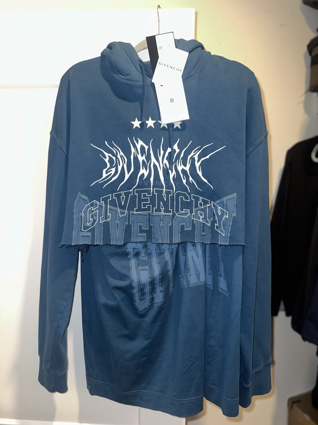 Givenchy Gothic Multilogo Double Layered Hoodie In Felpa Size US XL / EU 56 / 4 - 1 Thumbnail