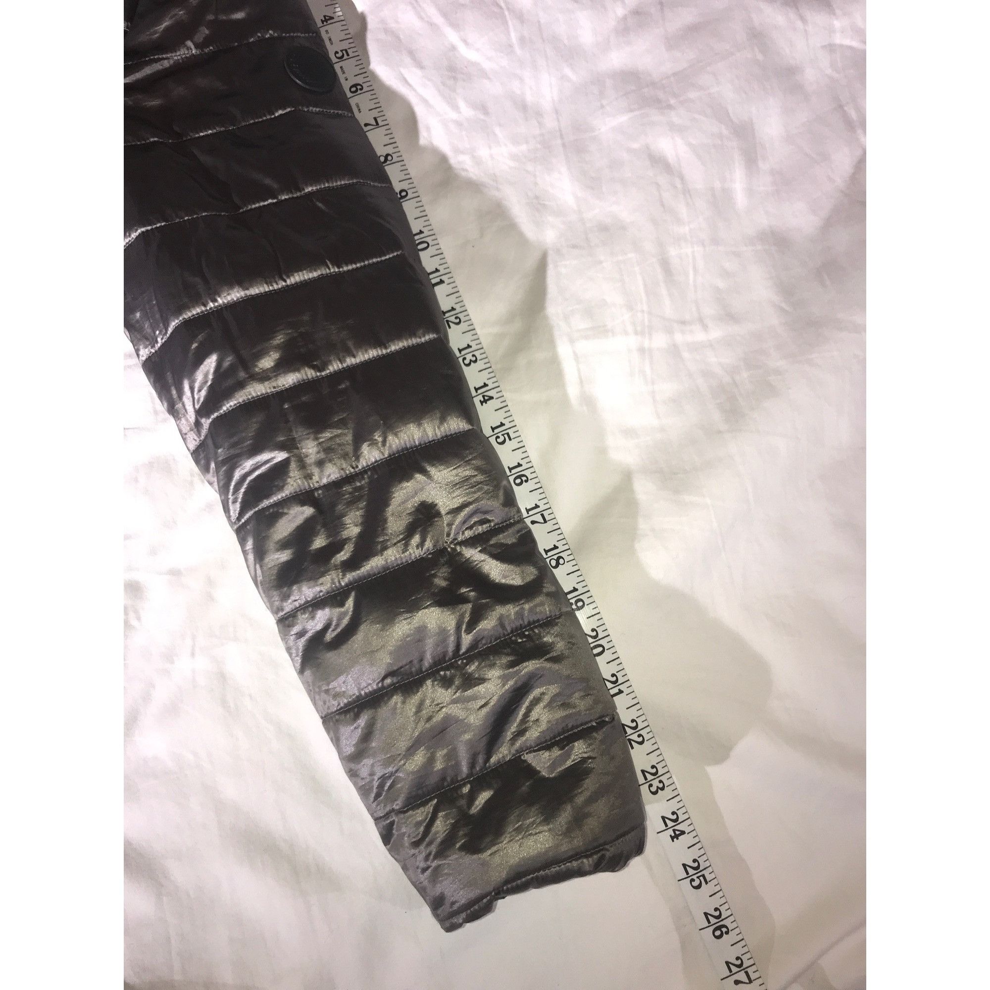 Andrew Marc Andrew Marc Womens Reversible Gray Quilt/Black Faux Fur Coat Size S / US 4 / IT 40 - 12 Thumbnail