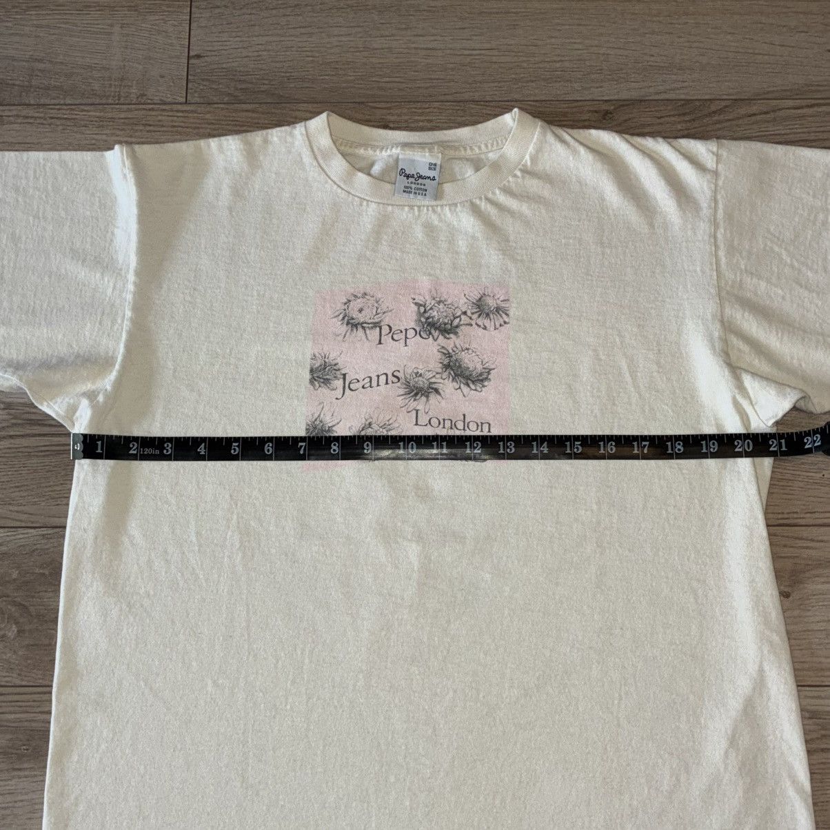 Pepe Jeans 90s Pepe Jeans London flower tee shirt Size US L / EU 52-54 / 3 - 5 Thumbnail