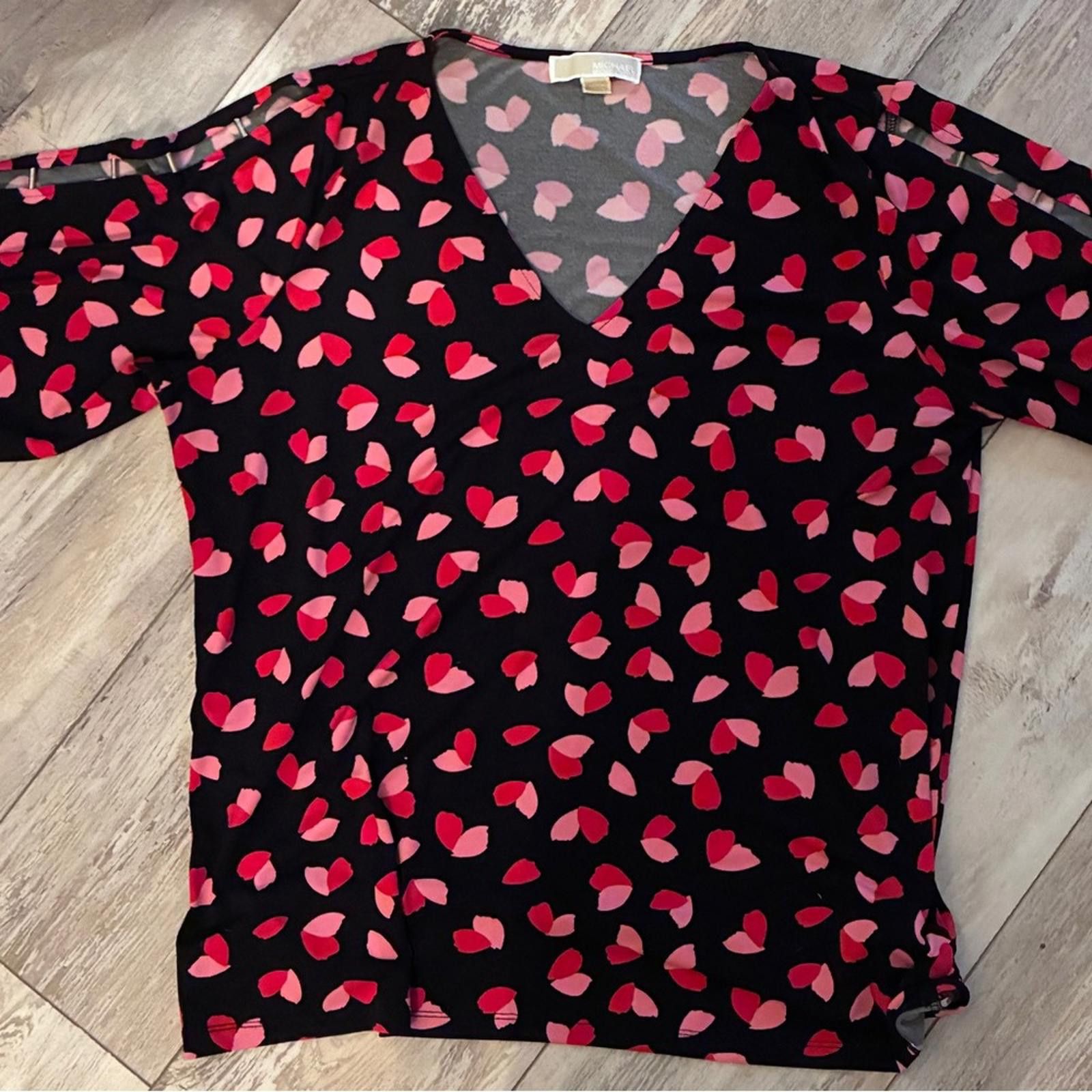 Michael Kors Michael Kors Women's Black and Red Heart Print Blouse XL Size XL / US 12-14 / IT 48-50 - 1 Thumbnail