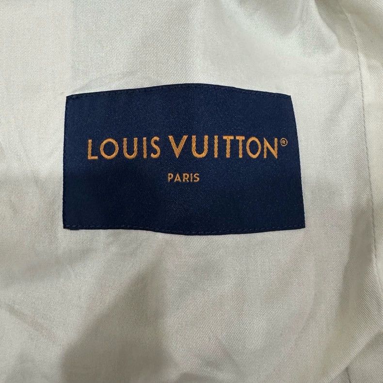 Louis Vuitton Louis Vuitton Map-printed assault jacket Size US S / EU 44-46 / 1 - 5 Thumbnail