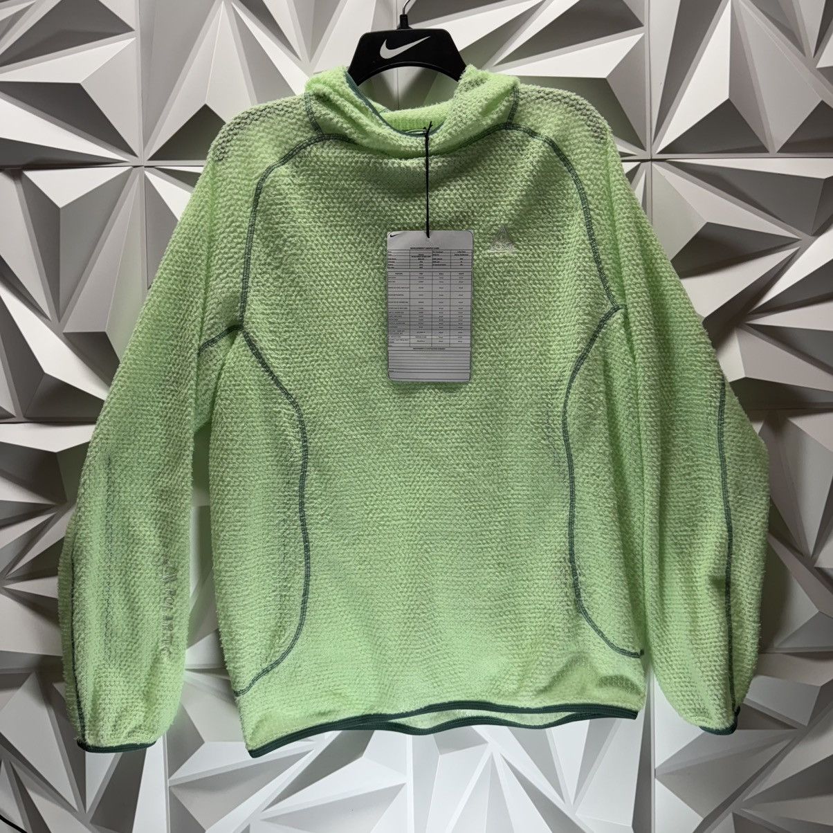 Nike ACG SAMPLE Nike ACG Wolf Lichen Top Hoodie Vapor Green Size M Size US M / EU 48-50 / 2 - 1 Thumbnail