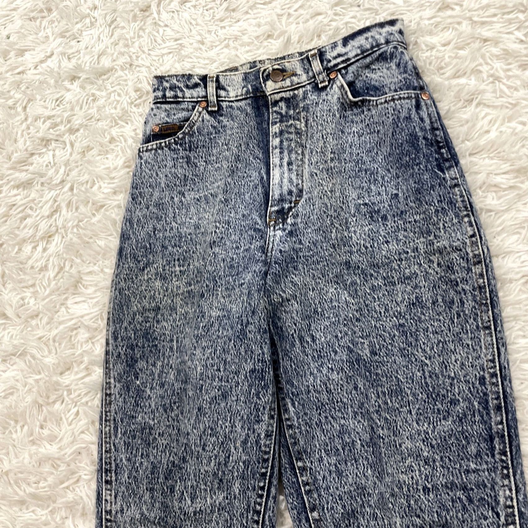 Lee VINTAGE LEE Jeans Women Jeans P 10 80s 90s Grunge Acid Wash Light Blue USA Denim Petite 26x27 Womens Size 26" / US 2 / IT 38 - 5 Thumbnail