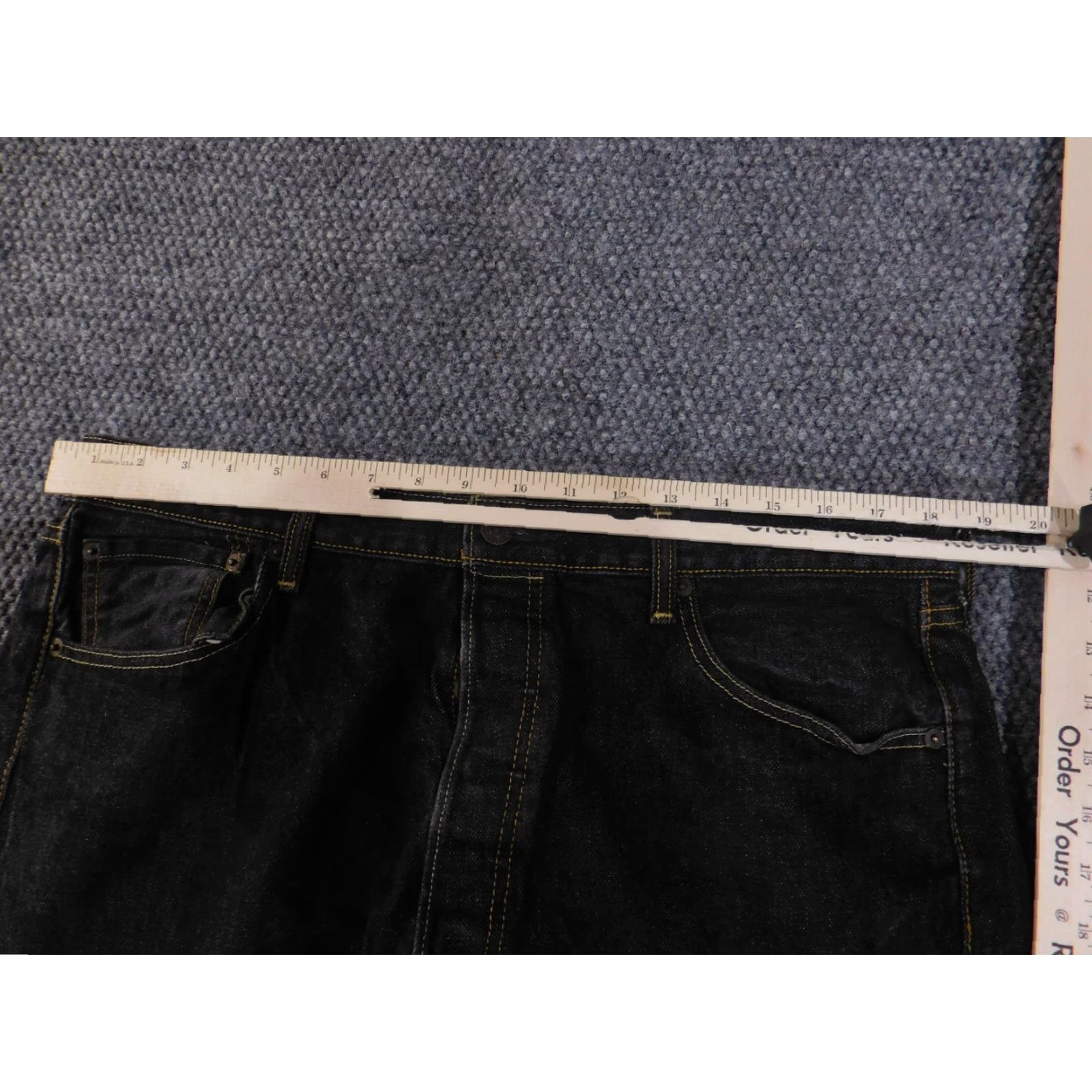 Levi's Levi's 501 Jeans Mens 38x30 Black Button Fly Straight Denim Classic Regular Inseam 30 Classic Five-Pocket Size US 38 / EU 54 - 5 Thumbnail