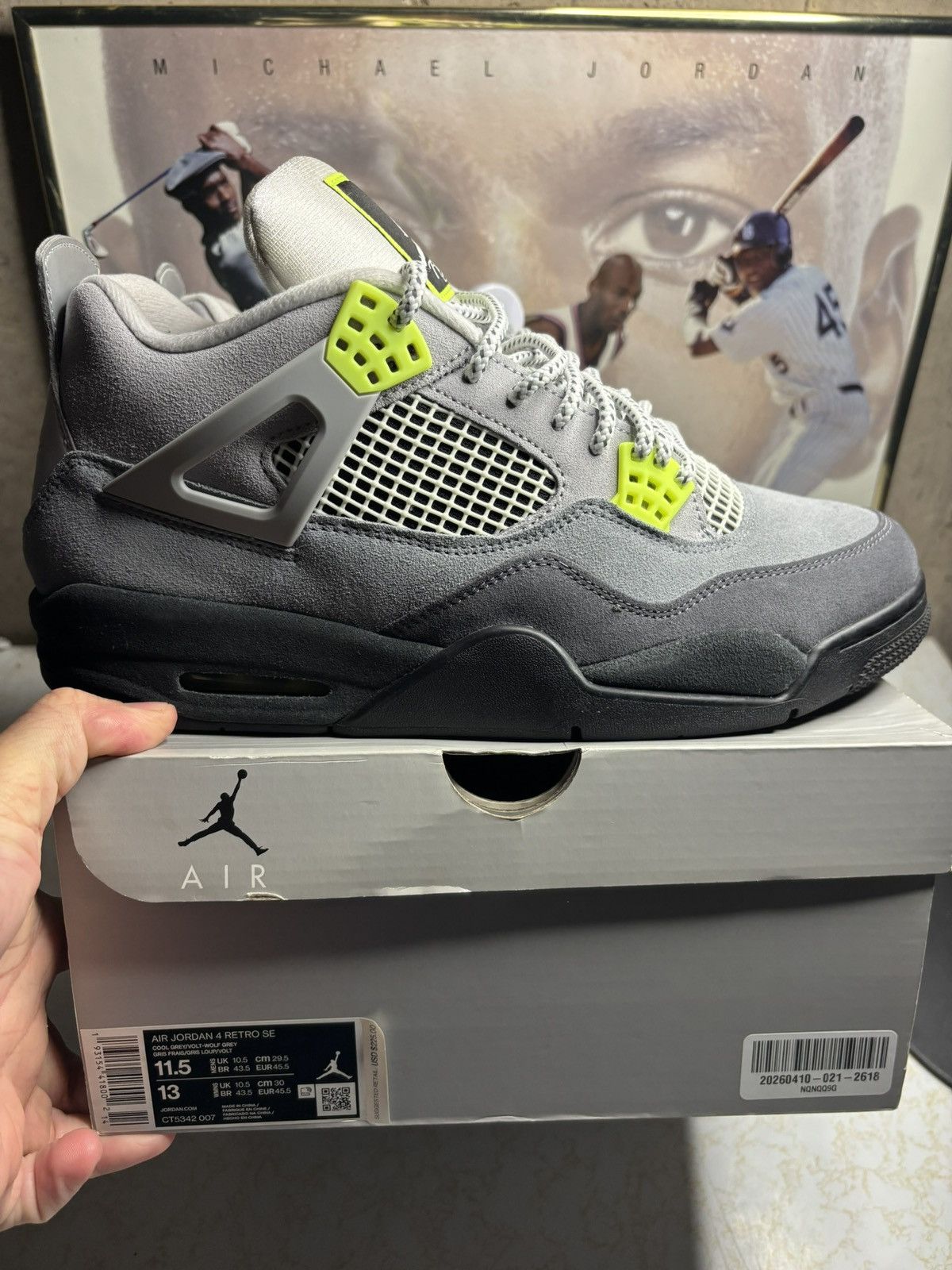 Jordan Brand Jordan Retro 4 ‘neon’ Size US 11.5 / EU 44-45 - 1 Thumbnail