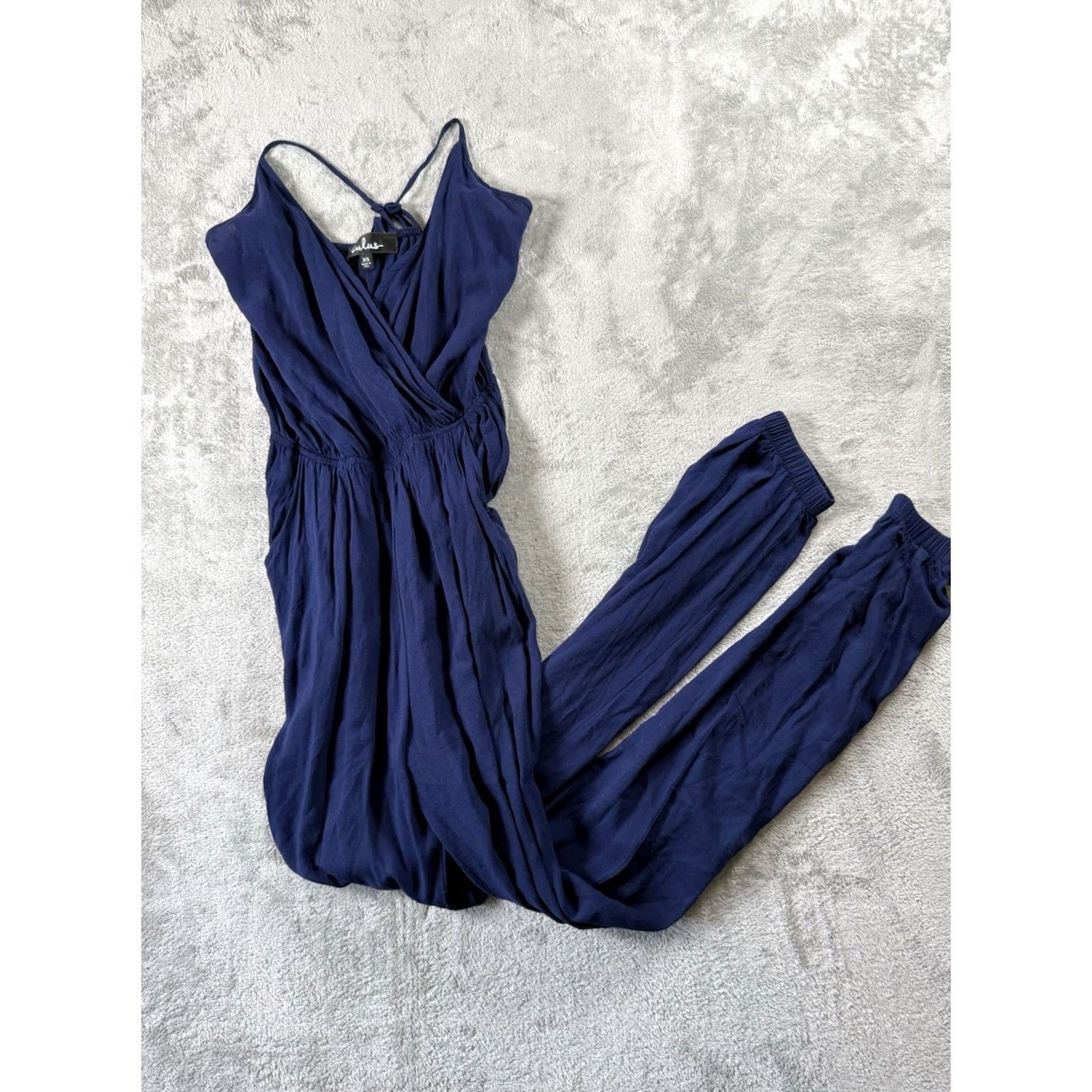 Lulus Lulus Halter Jumpsuit One Piece XS Women’s Beach Vacation Concert Jogger Bottoms Blue Size 26" / US 2 / IT 38 - 4 Thumbnail