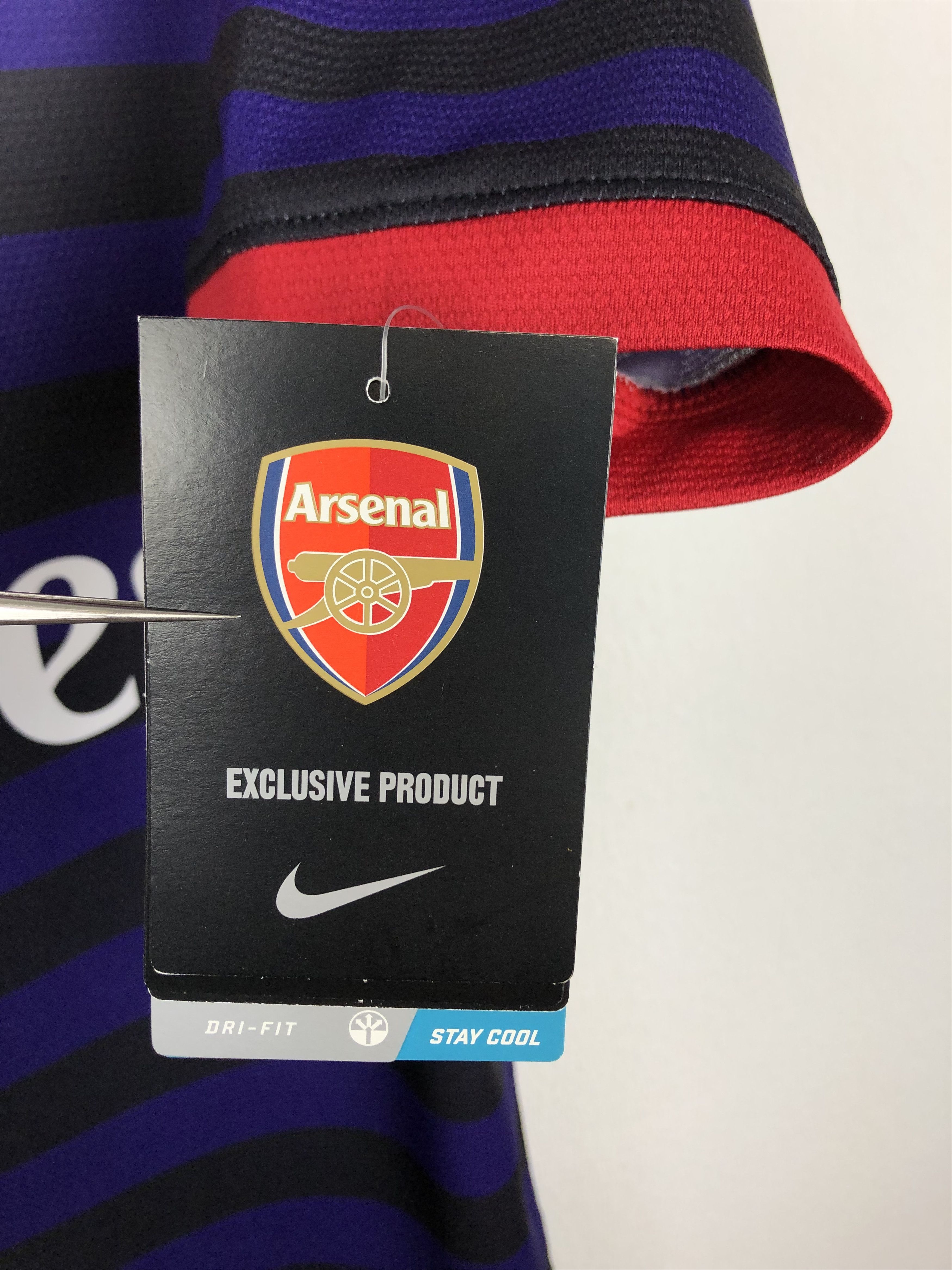 Nike Arsenal football shirt 2012 Nike Jersey Gunners New Tee Size US S / EU 44-46 / 1 - 7 Thumbnail