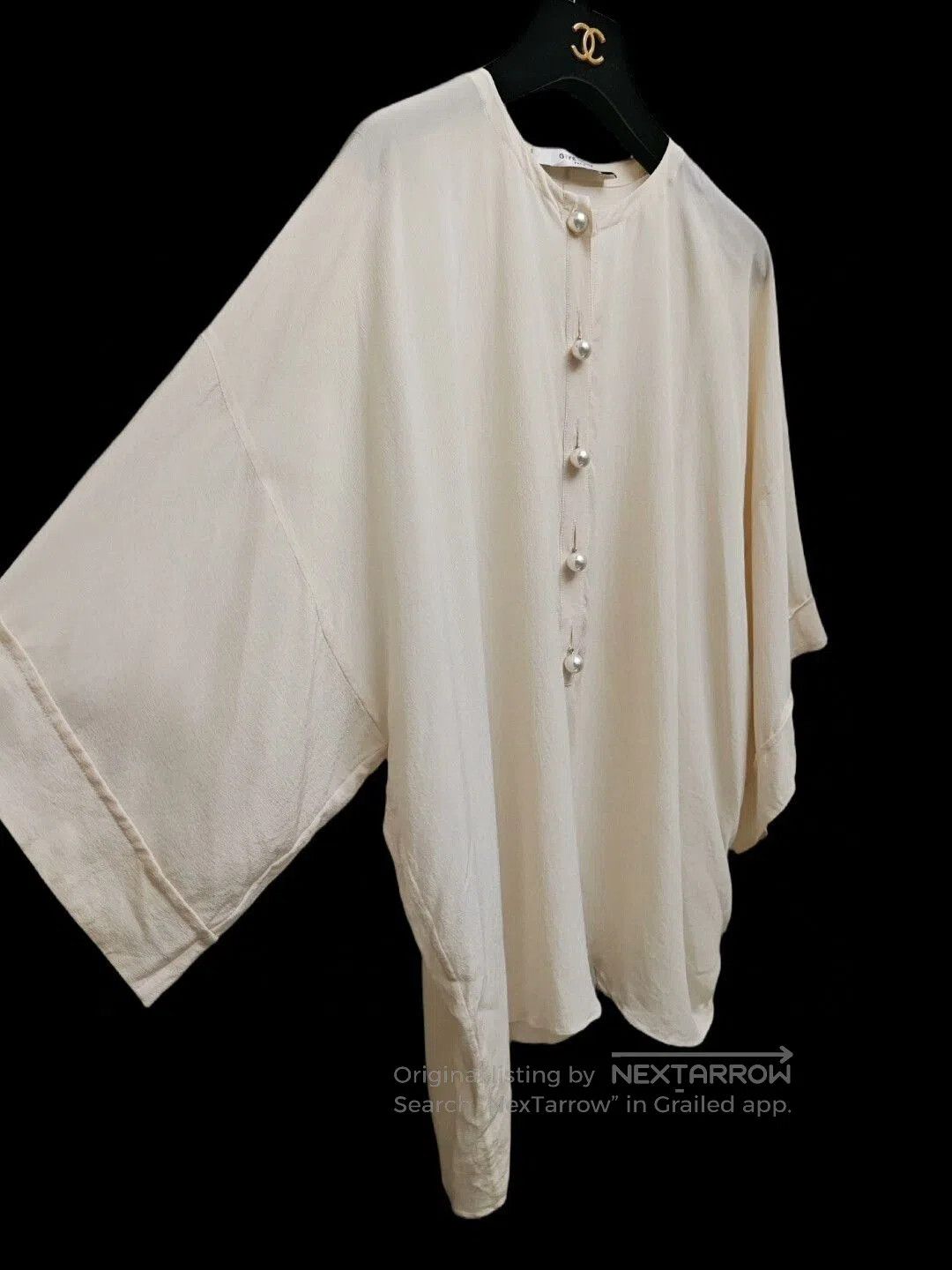 Givenchy Givenchy Silk Pearl Button Blouse. Size US M / EU 48-50 / 2 - 3 Thumbnail