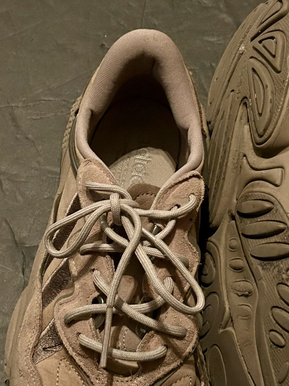Adidas adidas Ozweego Size US 9 / IT 39 - 10 Thumbnail