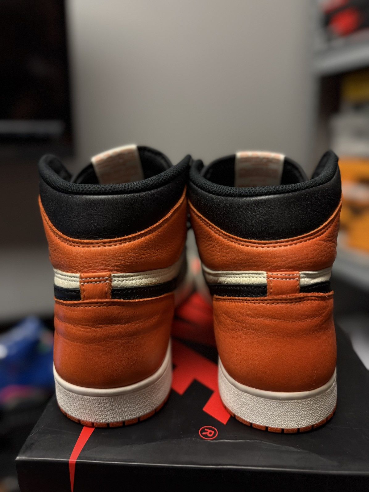 Jordan Brand × Nike Nike Jordan 1 High Shattered Backboard OG Size 12 Size US 12 / EU 45 - 12 Thumbnail