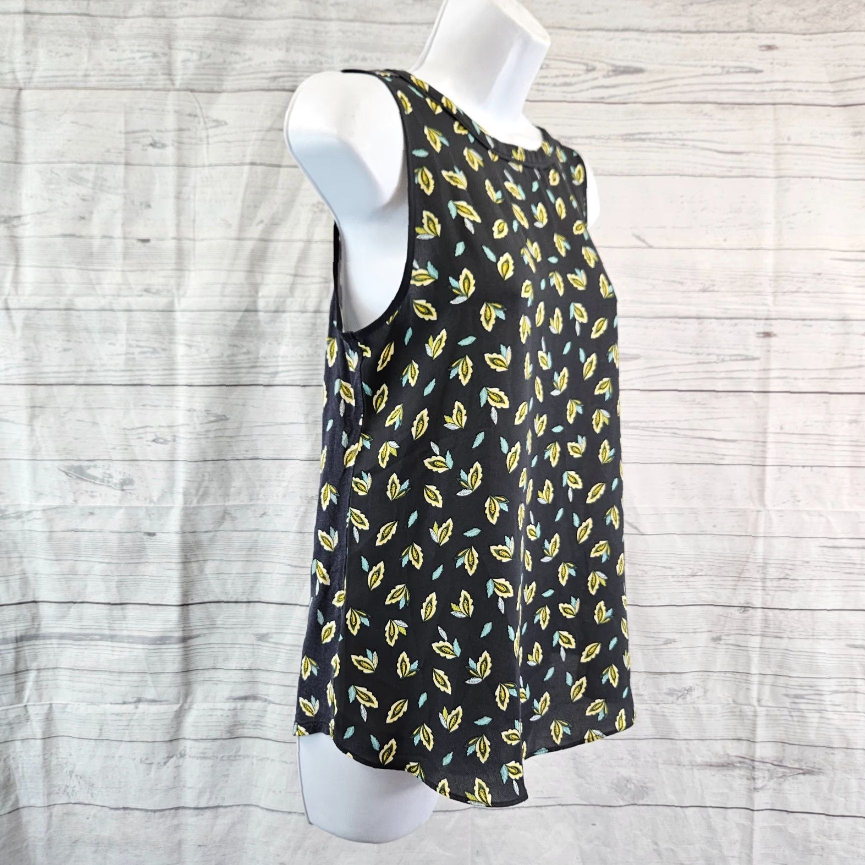 Loft LOFT Ann Taylor Womens Top Sz XS Sleeveless Gray Yellow Rayon Polyester Blouse Shirt Womens XS Sleeveless Multicolor 90s?? Size XS / US 0-2 / IT 36-38 - 3 Thumbnail