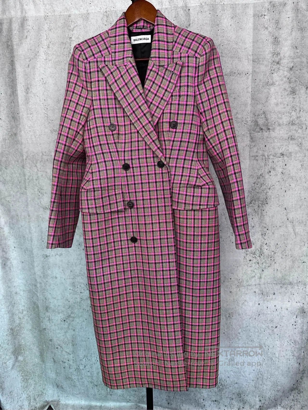 Balenciaga balenciaga pink checkered oversized coat. Size S / US 4 / IT 40 - 1 Thumbnail