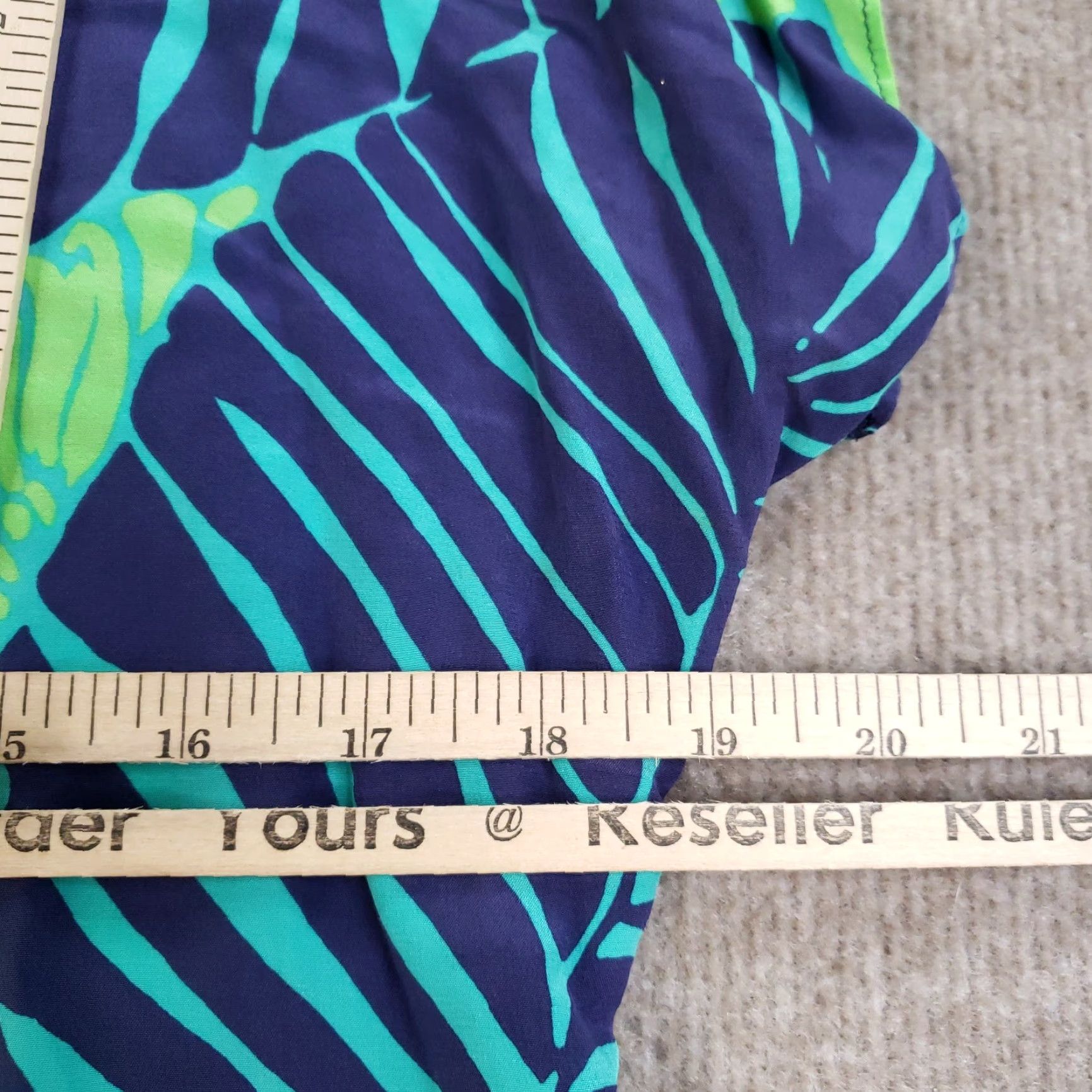 Lilly Pulitzer Lilly Pulitzer Shirt Womens Medium Blue Green Silk Leaf Print Tunic Blouse Top Size M / US 6-8 / IT 42-44 - 3 Thumbnail
