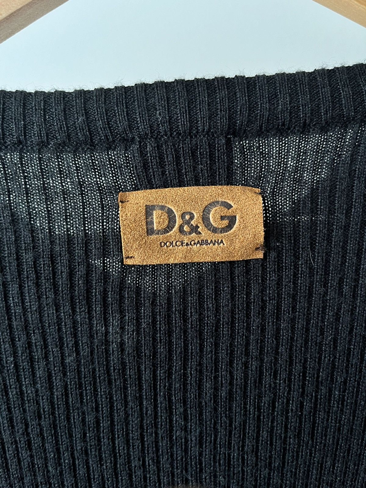 Dolce & Gabbana Dolce Gabbana vintage long sleeve v-neck Size US L / EU 52-54 / 3 - 3 Thumbnail