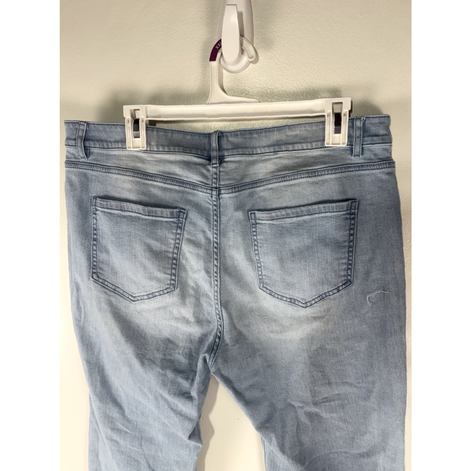 J. Jill J Jill Denim Hi-Rise Straight Jeans Womens 14P Blue Cotton Spandex 5-Pocket Button Zip Inseam 24in Bleached Lt Wash Cropped Leg 7.5in Rise 11in Size 36" / US 14 / IT 50 - 5 Thumbnail