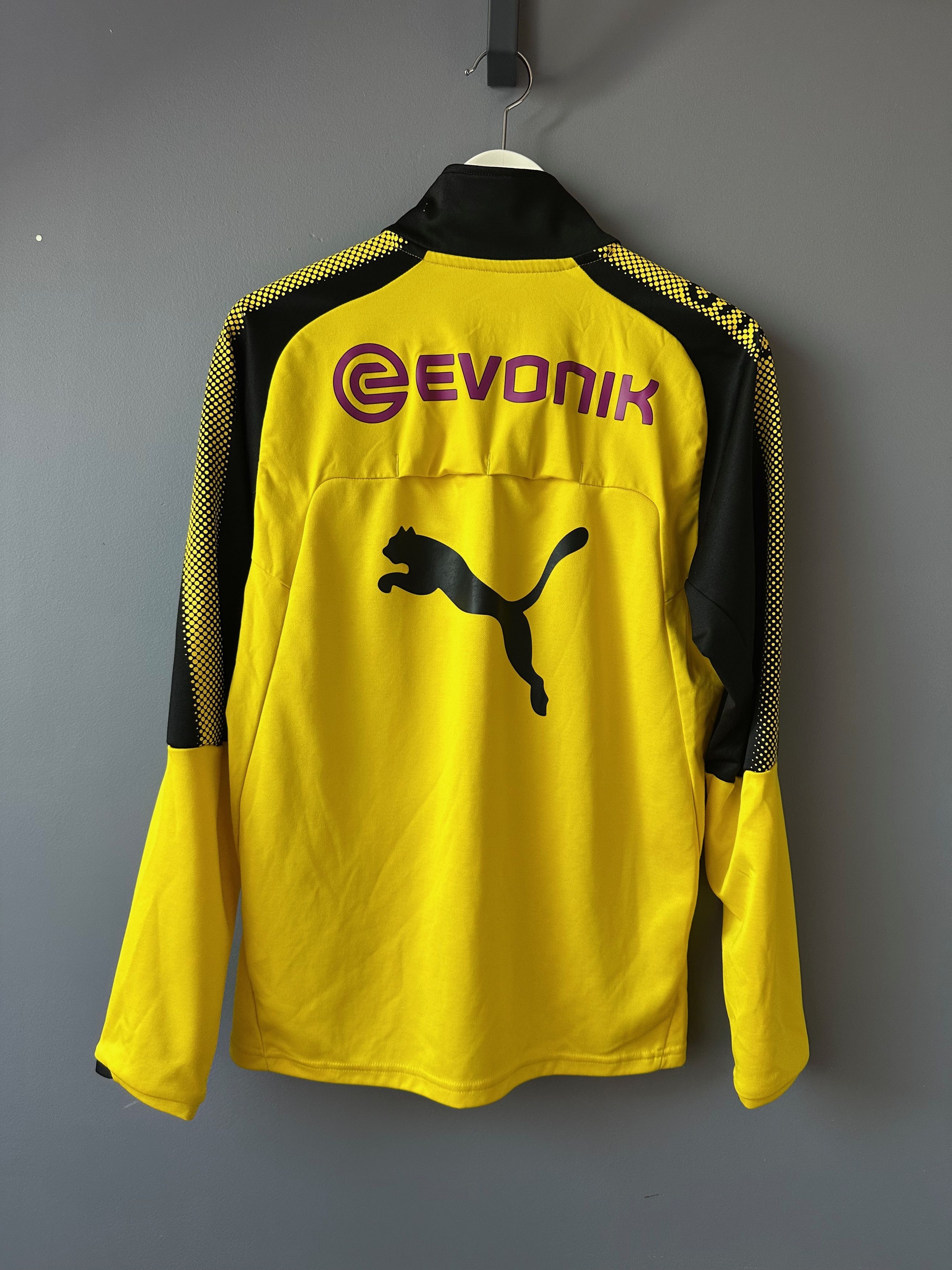 Puma 2017-18 Borussia Dortmund Puma 1/4 Zip Training Top Size US S / EU 44-46 / 1 - 9 Thumbnail