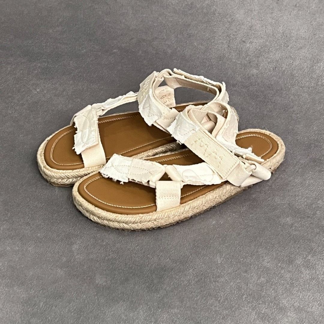 Maison Margiela Maison Margiela Casual White Sandals us_5 Women Size US 5 / IT 35 - 1 Thumbnail