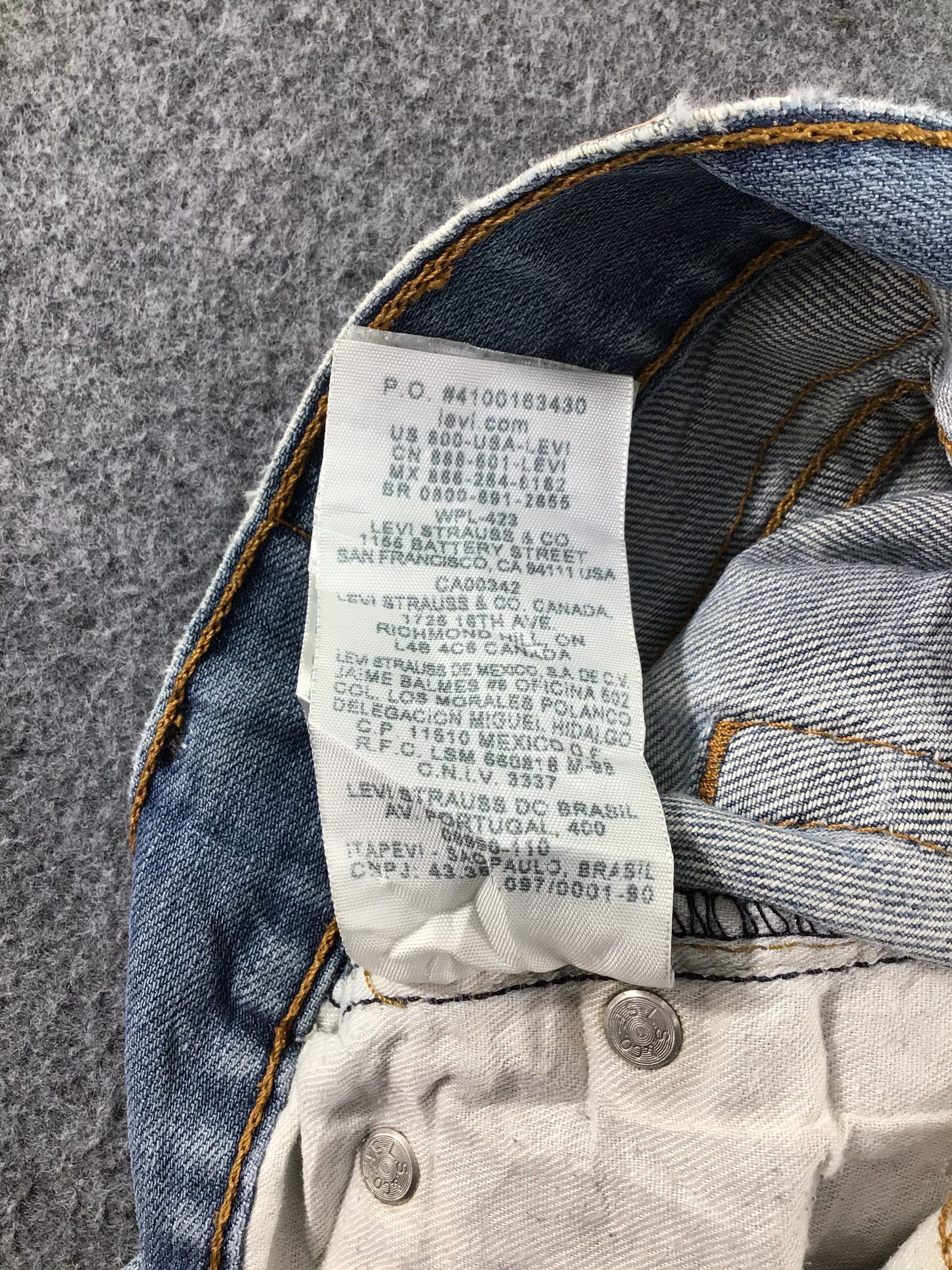 Levi's Vintage Levis 559 Jeans Distressed Denim -J482 Size US 37 - 12 Thumbnail