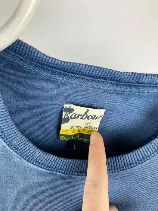 Barbour Barbour T-shirt south shield vintage tee size Large blue Size US L / EU 52-54 / 3 - 3 Thumbnail
